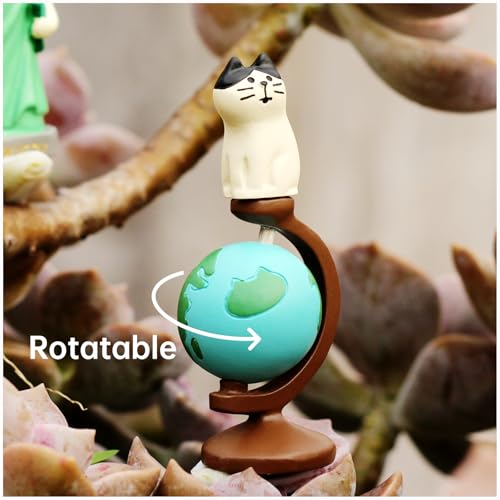 RAQWI Cute Mini Cat Holding the Torch Figurine Cute Cat Standing on Globe Figurine for Office, Home Decoration Perfect Cute Cat Gift for Cat Lovers - style: Globe