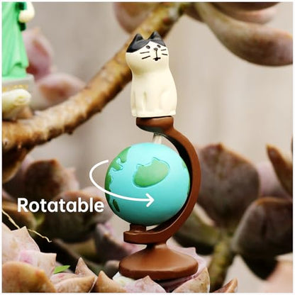 RAQWI Cute Mini Cat Holding the Torch Figurine Cute Cat Standing on Globe Figurine for Office, Home Decoration Perfect Cute Cat Gift for Cat Lovers - style: Globe