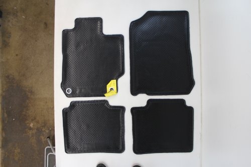 2012-2014 Toyota Camy Carpet Floor Mat Set PT208-03120-20 - color: Black