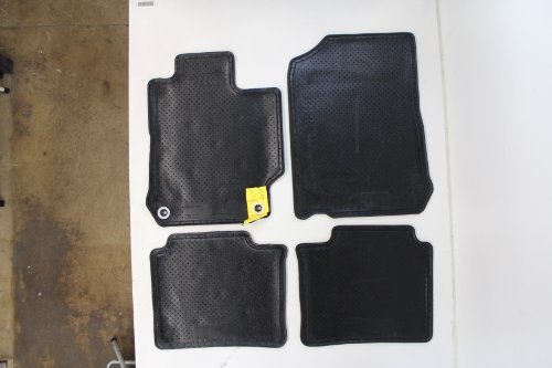 Toyota Carpet Floor Mats - color: Ivory