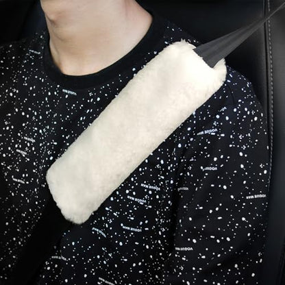 2 Pack Car Seatbelt Covers Shoulder Pad, Soft Faux Sheepskin Seat Belt Shoulder Cover for a Comfortable Driving, Seat Belt Shoulder Strap Covers Helps Protect Your Neck and Shoulder (White) - color: White