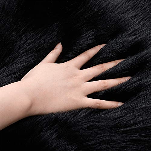 1Pc Faux Sheepskin Wool Fur Car Seat Cover for Cars SUV Trucks Universal Fit, Soft Plush Synthetic Wool Buck Fur Car Seat Cushions by FLMaples(Black) - color: Black