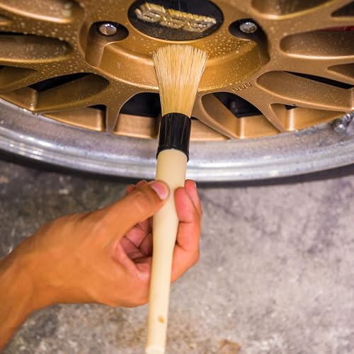 Chemical Guys Boars Hair Detailing Brush - Gentle Scratch-Free Cleaning for Wheels, Grilles, Emblems, and Interior Surfaces - Versatile Multi-Purpose Auto Detailing Brush for Deep Cleaning - Acc_S90 - style: 1 Pack